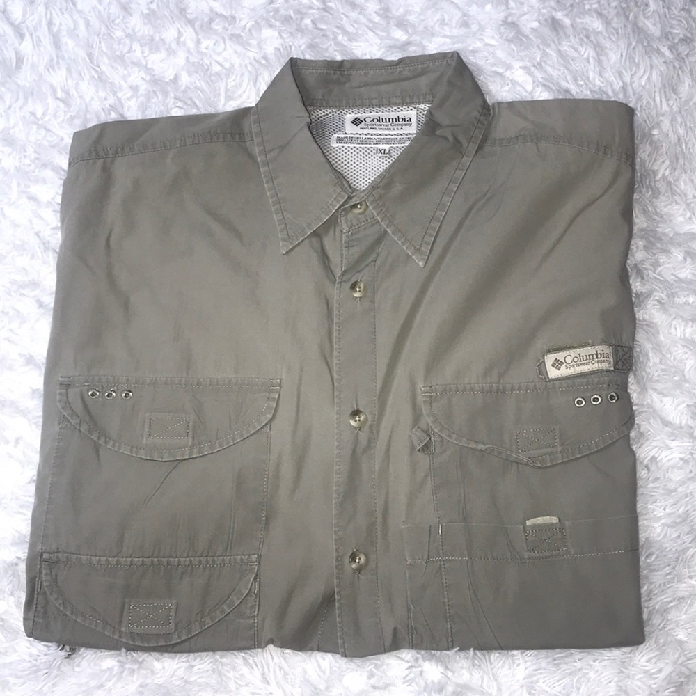 Men’s Khaki Columbia PFG Fishing Shirt